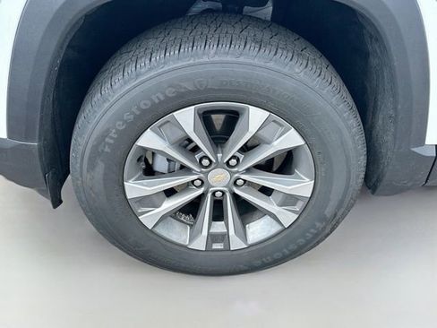 New 2026 Chevrolet Equinox LT image 12