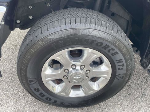 Used 2024 RAM 2500 Big Horn w/ Bed Utility Group image 9