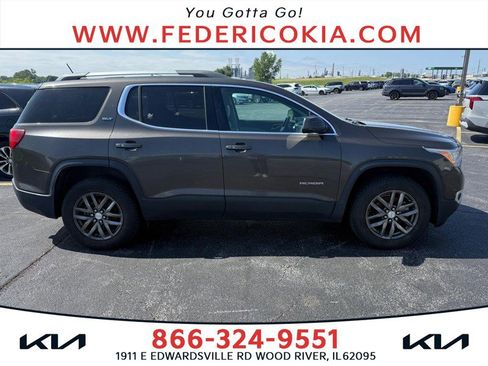Used 2019 GMC Acadia SLT AWD/4WD image 1