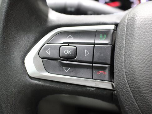 Used 2022 Jeep Compass Latitude AWD/4WD image 11