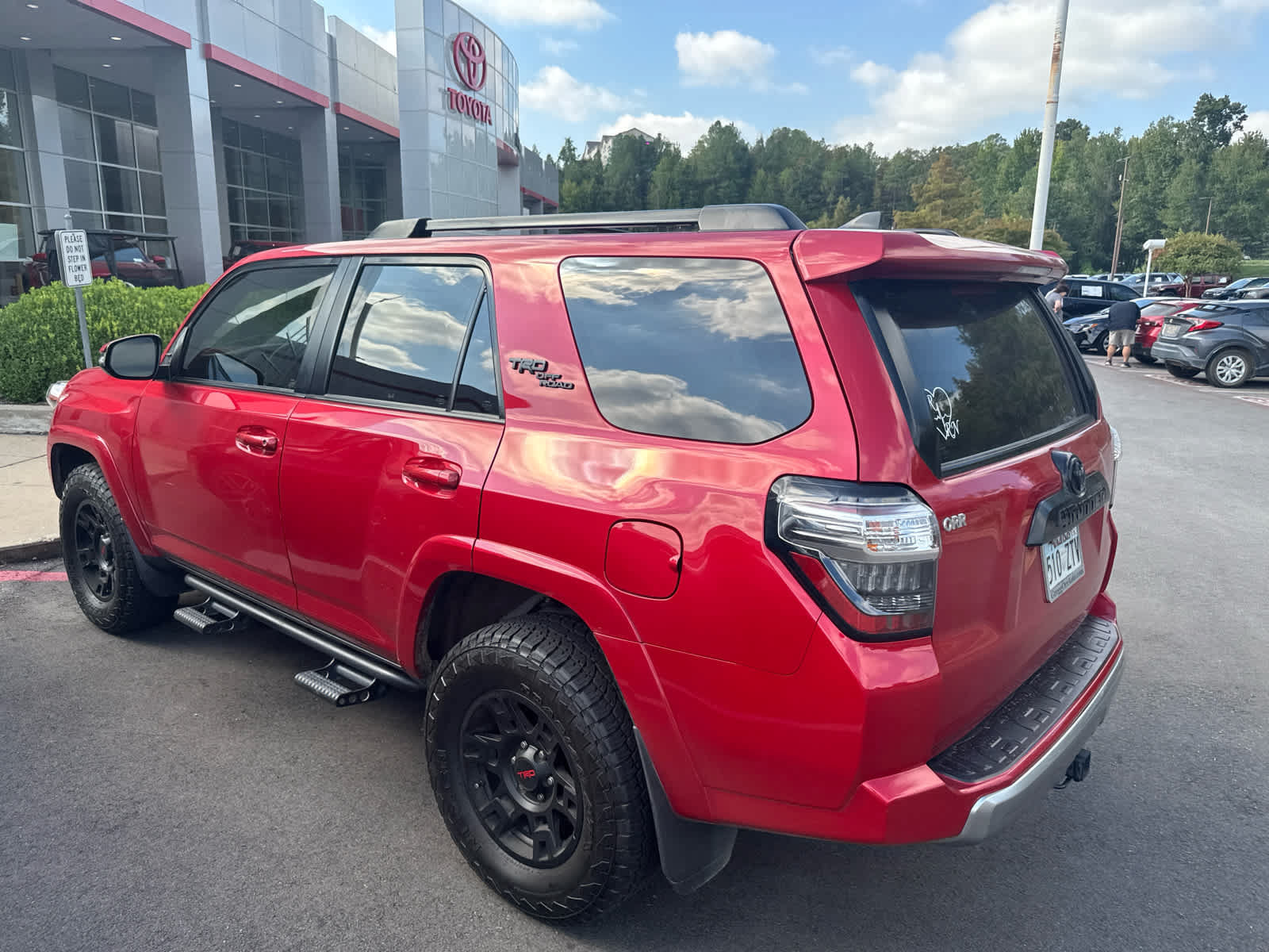 Used 2019 Toyota 4Runner TRD Off-Road Premium AWD/4WD image 4