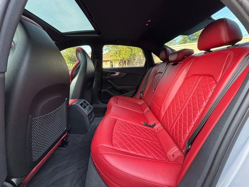 Used 2019 Audi S4 Premium Plus w/ Premium Plus Package AWD/4WD image 16