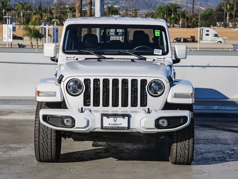 Used 2023 Jeep Gladiator Overland image 3
