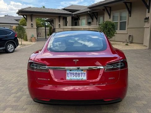 Used 2018 Tesla Model S 75D AWD/4WD image 3