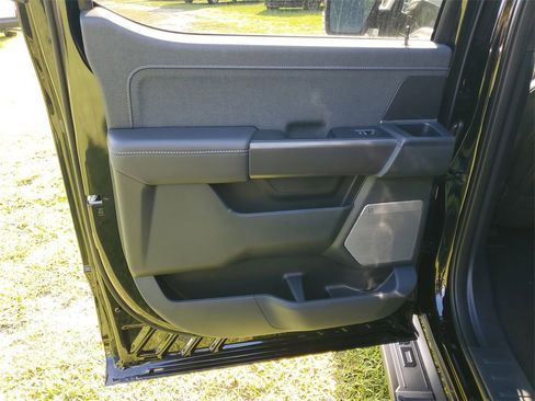 New 2025 Ford F150 Lariat w/ Equipment Group 501A Mid image 28