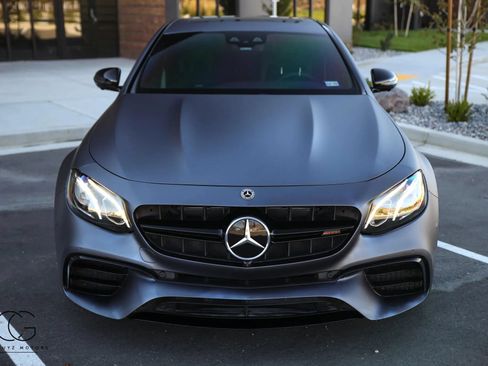 Used 2018 Mercedes-Benz E 63 AMG S image 25