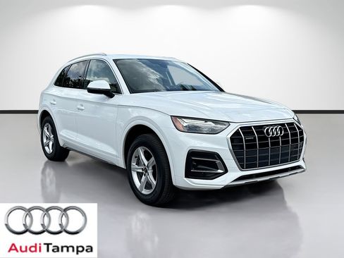 Used 2024 Audi Q5 2.0T Premium w/ Convenience Package AWD/4WD image 1