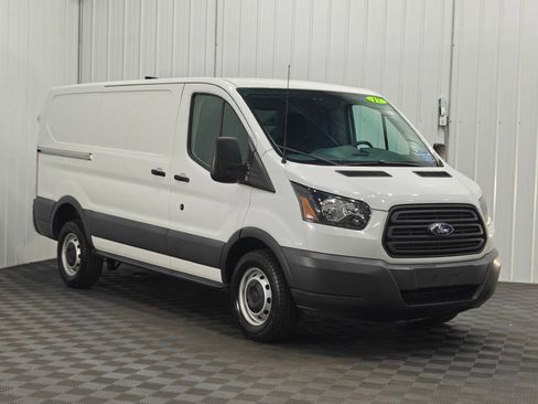 Used 2017 Ford Transit 150 130 Low Roof RWD image 2