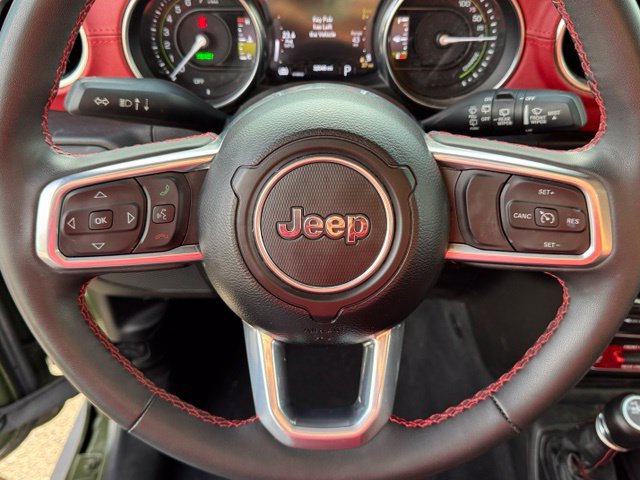 Used 2023 Jeep Wrangler Unlimited Rubicon 4xe AWD/4WD image 23