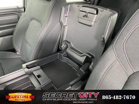 New 2026 RAM 1500 Express AWD/4WD image 26