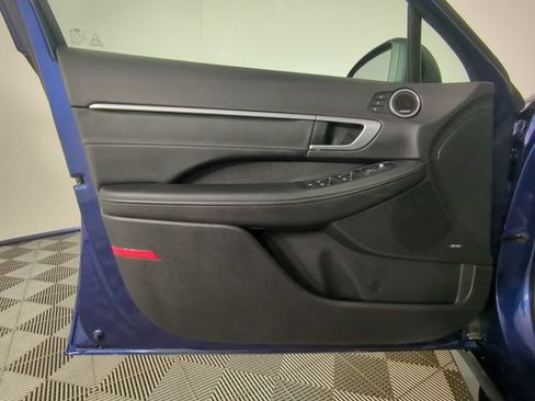 Used 2021 Hyundai Sonata Limited FWD image 31