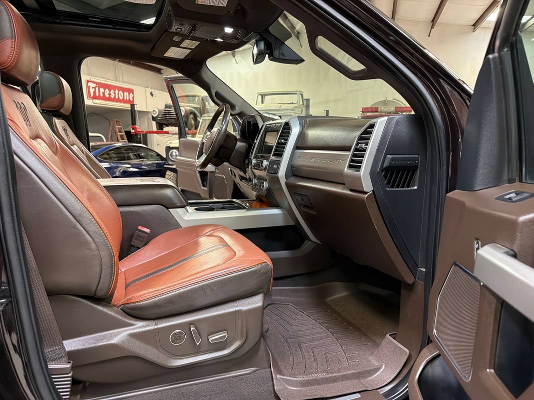 Used 2019 Ford F250 King Ranch w/ King Ranch Ultimate Package AWD/4WD image 35