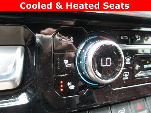 Used 2024 GMC Sierra 2500 Denali Ultimate image 19