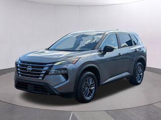 Used 2024 Nissan Rogue S AWD/4WD video 1