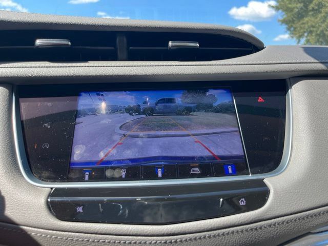 Used 2023 Cadillac XT5 Premium Luxury w/ Technology Package FWD image 27