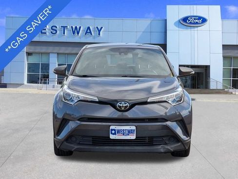 Used 2019 Toyota C-HR XLE image 9