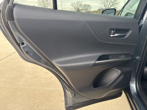 Certified 2023 Toyota Venza Limited image 17