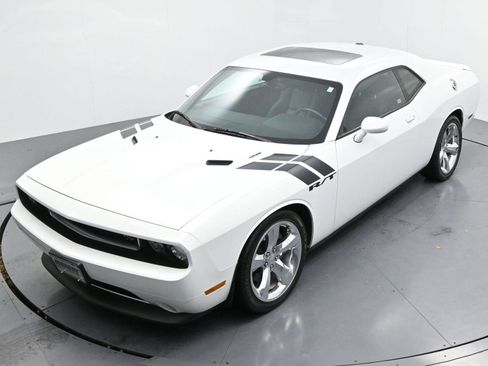 Used 2012 Dodge Challenger R/T Plus image 34