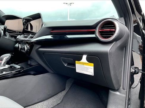 New 2026 Chevrolet Trax RS w/ Driver Confidence Package FWD image 27