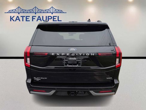 Used 2025 Ford Expedition Max Platinum AWD/4WD image 6