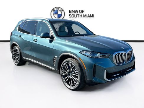 New 2026 BMW X5 sDrive40i image 1