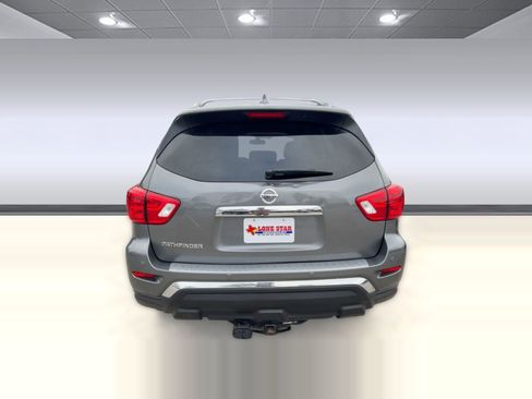 Used 2020 Nissan Pathfinder S image 10