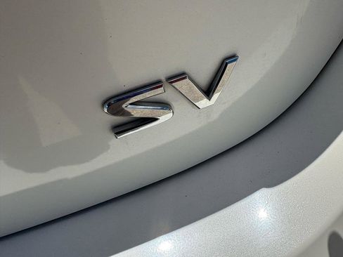 Used 2011 Nissan Rogue SV FWD image 7