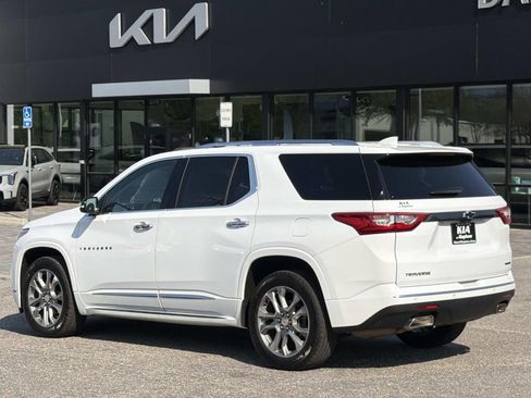 Used 2019 Chevrolet Traverse Premier w/ LPO, Blackout Package image 6