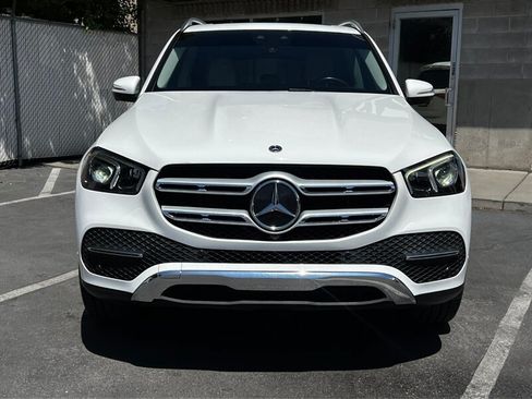 Used 2021 Mercedes-Benz GLE 350 4MATIC w/ Premium Package image 2