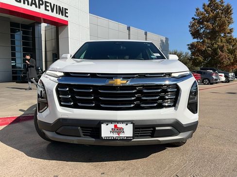 Used 2025 Chevrolet Equinox LT image 4