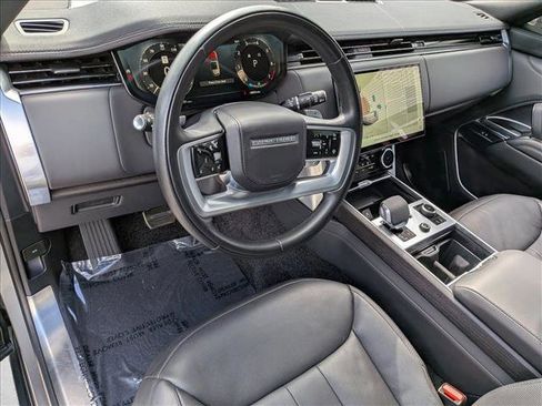 Used 2023 Land Rover Range Rover SE image 10
