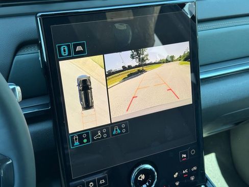 New 2026 GMC Terrain AT4 w/ Technology Package II image 33