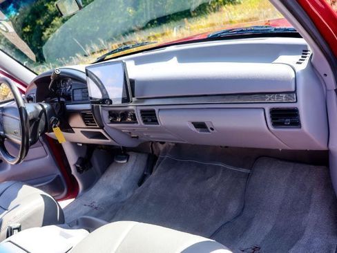 Used 1995 Ford Bronco XLT AWD/4WD image 12