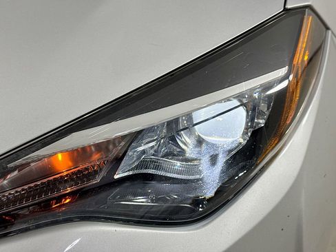 Used 2019 Toyota Corolla LE image 34