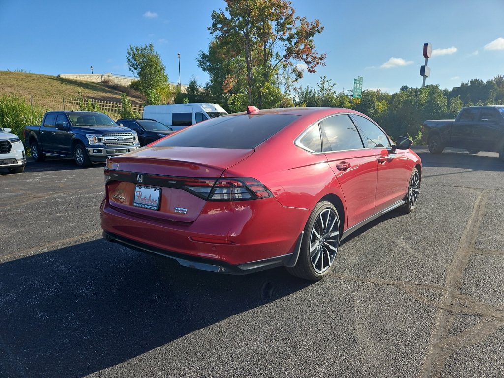 Used 2025 Honda Accord Touring image 5