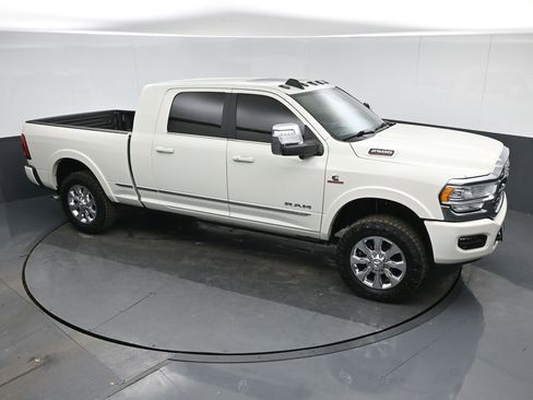 Used 2023 RAM 2500 Limited image 75