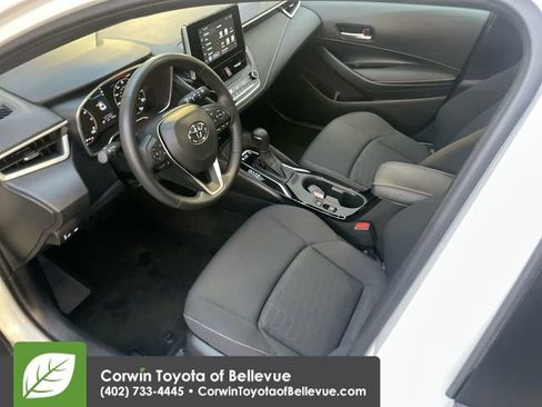 Certified 2025 Toyota Corolla SE image 12