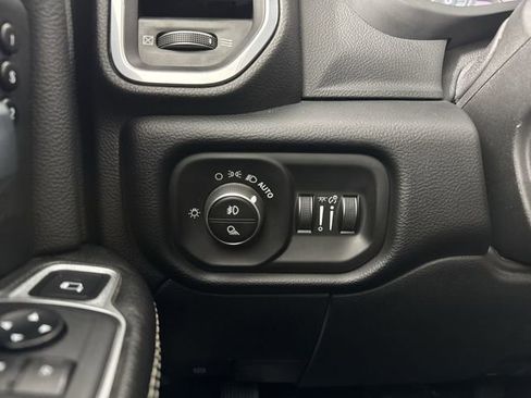 Used 2020 RAM 2500 Laramie image 14