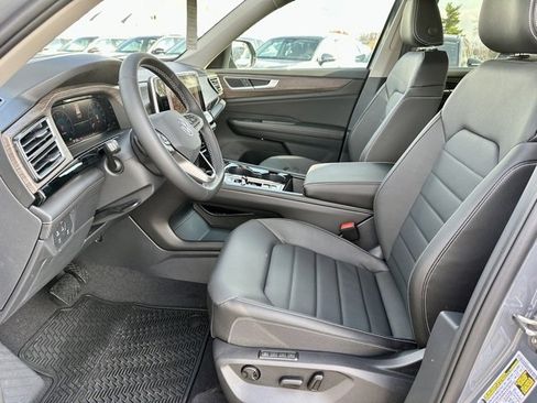 New 2026 Volkswagen Atlas SEL image 12