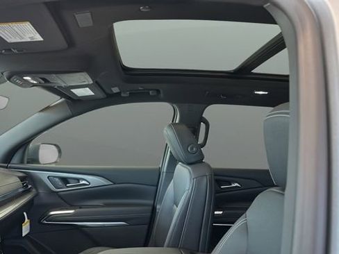 New 2026 Chevrolet Traverse LT image 16