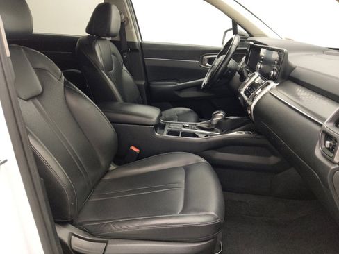 Used 2021 Kia Sorento S FWD image 21