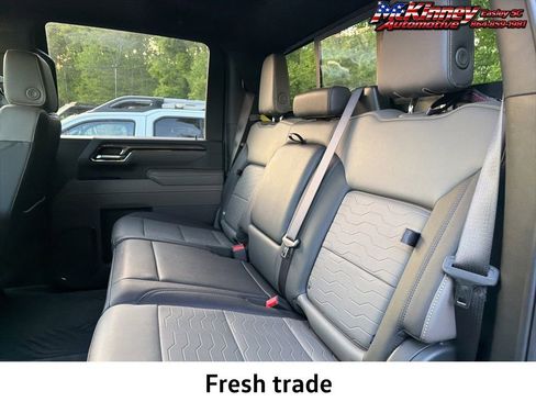Used 2024 Chevrolet Silverado 2500 ZR2 w/ ZR2 Bison Edition image 18