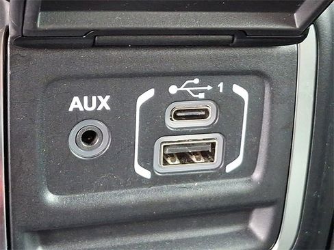 Used 2024 Jeep Wrangler Sahara w/ Safety Group image 25