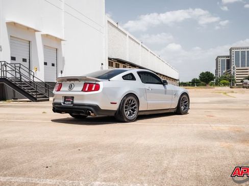 Used 2011 Ford Mustang Shelby GT500 w/ SVT Performance Pkg RWD image 46