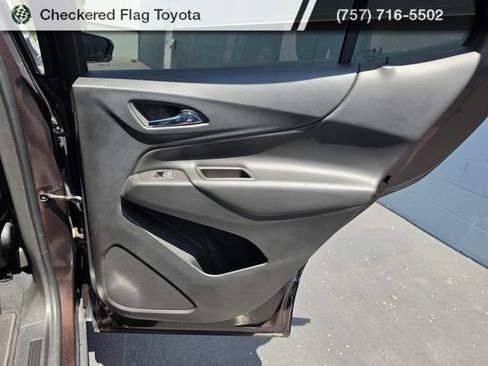 Used 2020 Chevrolet Equinox LT FWD image 48