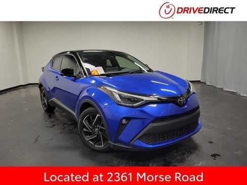 Used 2021 Toyota C-HR XLE image 1