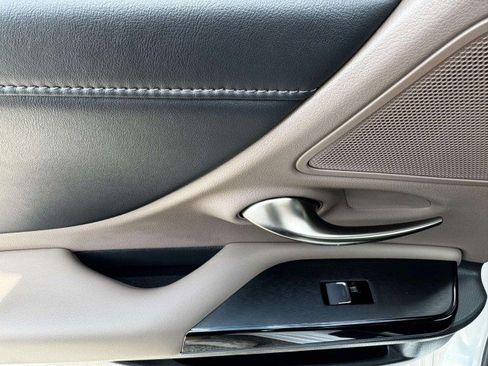 Used 2023 Lexus ES 350 image 35