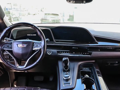 Used 2023 Cadillac Escalade ESV Premium Luxury Platinum AWD/4WD image 23