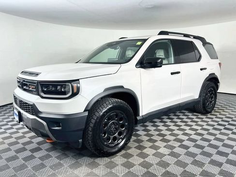 Certified 2026 Honda Passport TrailSport Elite image 2