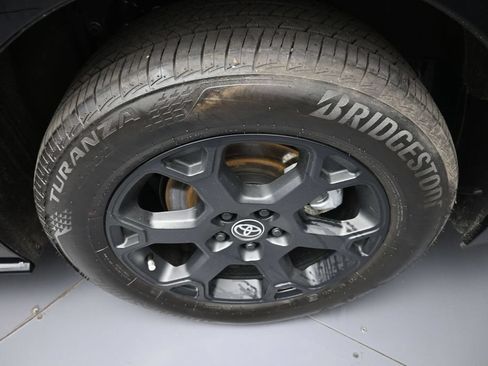 Certified 2026 Toyota Sienna XLE Woodland Edition AWD/4WD image 15
